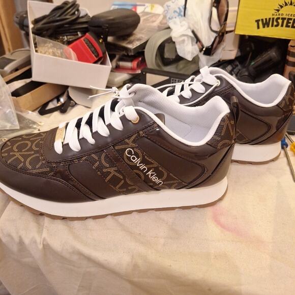 Calvin klein women shoes. New No Box. KCCarla3-R. 9.5 M - Picture 2 of 8